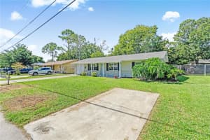 1390 POWERS AVENUE, DAYTONA BEACH, FL 32117 - MLS#MFRV4945135