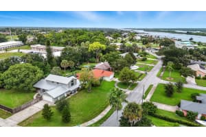 2134 RIVERSIDE DRIVE, EDGEWATER, FL 32141 - MLS#MFRV4945159