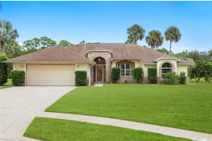 6182 KNOTTY PINE COURT, PORT ORANGE, FL 32127 - MLS#MFRV4945200