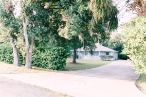 6425 TUSCAWILLA DRIVE, LEESBURG, FL 34748 Sold 11/21/25