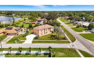 1571 TIMBERCREST DRIVE, DELTONA, FL 32738 - MLS#MFRV4945220