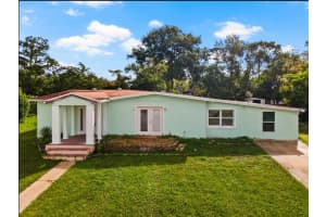 812 LILY COURT, DELTONA, FL 32725 - MLS#MFRV4945236