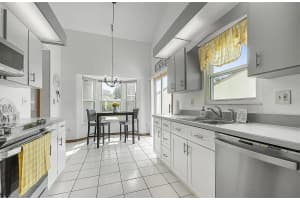 108 SHOAL CREEK CIRCLE, DAYTONA BEACH, FL 32114 - MLS#MFRV4945240