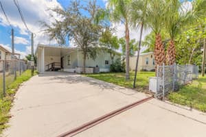 130 CHARLES STREET, EDGEWATER, FL 32141 - MLS#MFRV4945243