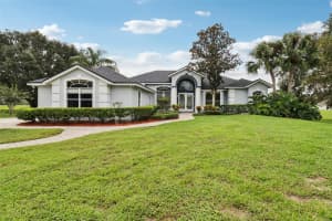 2217 DUNHURST LANE, ORLANDO, FL 32835 - MLS#MFRV4945248