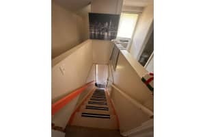 233 PENNSYLVANIA AVENUE, DELAND, FL 32720 - MLS#MFRV4945266