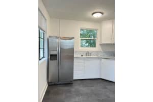 330 WOODLAND BOULEVARD, DELAND, FL 32720 - MLS#MFRV4945329