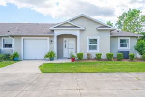 202 Pine Bluff Ave #202, DELAND