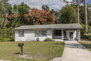 831 ARLINGTON AVENUE, DELAND, FL 32724 - MLS#MFRV4945452