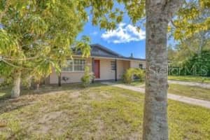 925 LAKE AVENUE, EDGEWATER, FL 32132 - MLS#MFRV4945458