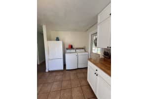 1745 EAST PARKWAY, DELAND, FL 32724 - MLS#MFRV4945490