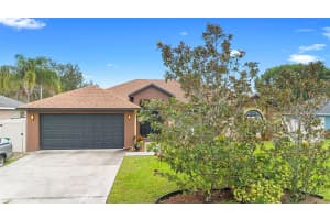 641 RHODES DRIVE, DELAND, FL 32720 - MLS#MFRV4945503