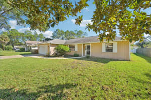 74 BRITTANY LANE, PALM COAST, FL 32137 - MLS#MFRV4945507