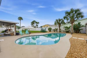 715 KRISTINA COURT, PORT ORANGE, FL 32127 - MLS#MFRV4945515