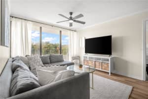 3211 SWANN AVENUE, TAMPA, FL 33609 - MLS#MFRV4945519