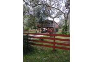 55315 5TH STREET, ASTOR, FL 32102 - MLS#MFRV4945534