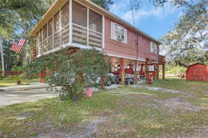 55315 5TH STREET, ASTOR, FL 32102 - MLS#MFRV4945534