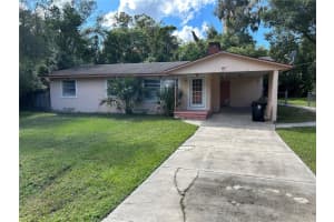889 CARPENTER AVENUE, ORANGE CITY, FL 32763 Sold 11/10/25
