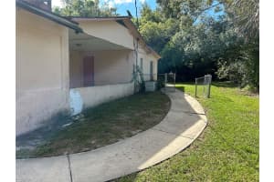 889 CARPENTER AVENUE, ORANGE CITY, FL 32763 Sold 11/10/25