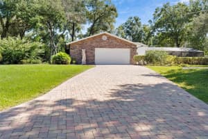 820 DE LA BOSQUE, LONGWOOD, FL 32779 - MLS#MFRV4945590