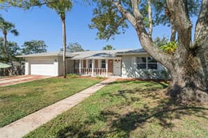 2068 JEFFERSON AVENUE, DELTONA, FL 32738 - MLS#MFRV4945679