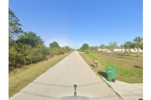 4040 60TH STREET, NAPLES, FL 34120 - MLS#MFRV4945799