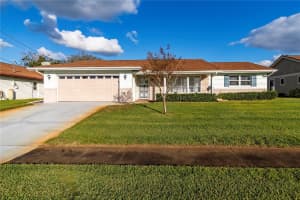 2420 PINE TREE CIRCLE DRIVE, ORANGE CITY, FL 32763 - MLS#MFRV4945834