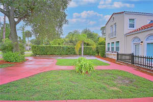 1136 AUSTRALIA AVENUE, DAYTONA BEACH, FL 32114 - MLS#MFRV4945965