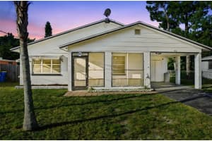 914 Flagler Ave, EDGEWATER