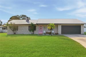3220 Queen Palm Dr, EDGEWATER