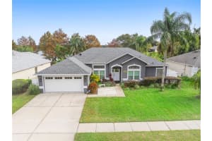 906 LAKE LINDLEY DRIVE, DELAND, FL 32724 - MLS#MFRV4946094