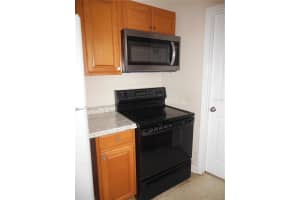 975 SHORECREST AVENUE, DELTONA, FL 32725 - MLS#MFRV4946101