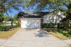 601 SHADY POINT WAY, DELAND, FL 32724 - MLS#MFRV4946144