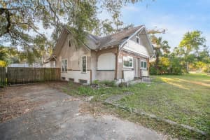 1430 E New York Ave, DELAND