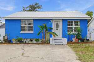 318 EASTWOOD LANE, DAYTONA BEACH, FL 32118 - MLS#MFRV4946176