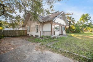 1430 NEW YORK AVENUE, DELAND, FL 32724 - MLS#MFRV4946213