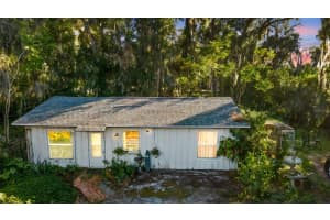 925 SANS SOUCI AVENUE, DELAND, FL 32720 - MLS#MFRV4946244