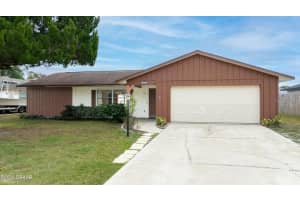1086 Kingswood Way, PORT ORANGE