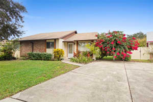 5000 DOVER CIRCLE, ORLANDO, FL 32807 - MLS#MFRV4946262