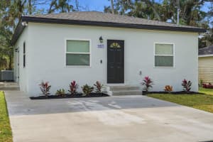 557 LIVE OAK AVENUE, DAYTONA BEACH, FL 32114 - MLS#MFRV4946343