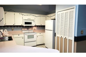 564 CENTRAL AVENUE, ORANGE CITY, FL 32763 - MLS#MFRV4946345