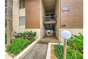 582 ORANGE DRIVE, ALTAMONTE SPRINGS, FL 32701 - MLS#MFRV4946360