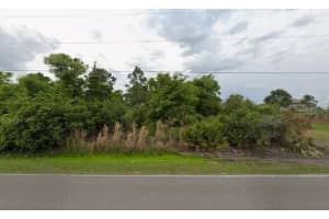 402 FORT FLORIDA ROAD, DEBARY, FL 32713 Sold 02/27/26