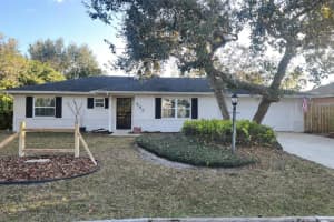995 SWEETBRIER DRIVE, DELTONA, FL 32725 - MLS#MFRV4946426