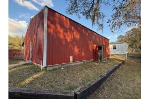 31850 COUNTY ROAD 42, DELAND, FL 32720 - MLS#MFRV4946569