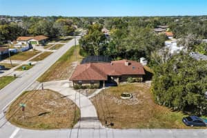 950 CENTENNIAL AVENUE, DELTONA, FL 32738 - MLS#MFRV4946579