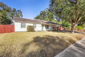 3560 APPLE ORCHARD DRIVE, DELTONA, FL 32738 - MLS#MFRV4946594