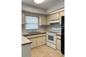 142 CASCADE STREET, DELTONA, FL 32725 - MLS#MFRV4946629