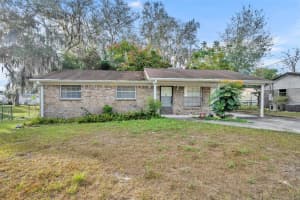 330 BROOKLYN AVENUE, ORANGE CITY, FL 32763 - MLS#MFRV4946656