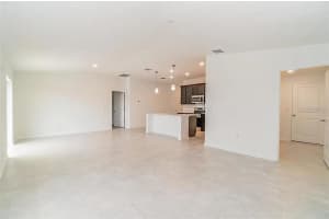 2220 GREEN VALLEY STREET, DAYTONA BEACH, FL 32124 - MLS#MFRV4946663